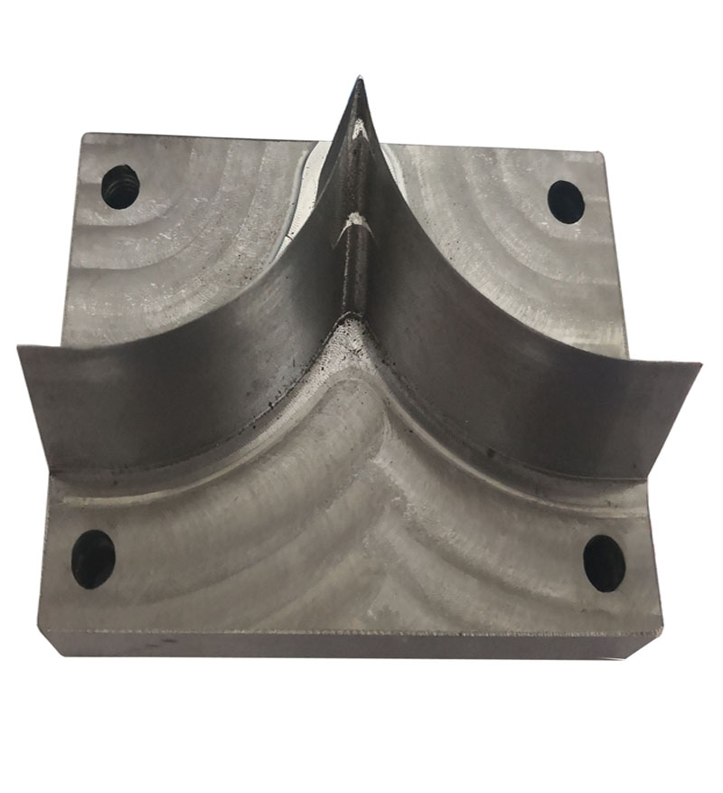 Heat sealing plate for arc bag bottom 